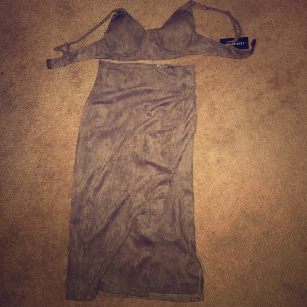 High waisted skirt and bra top